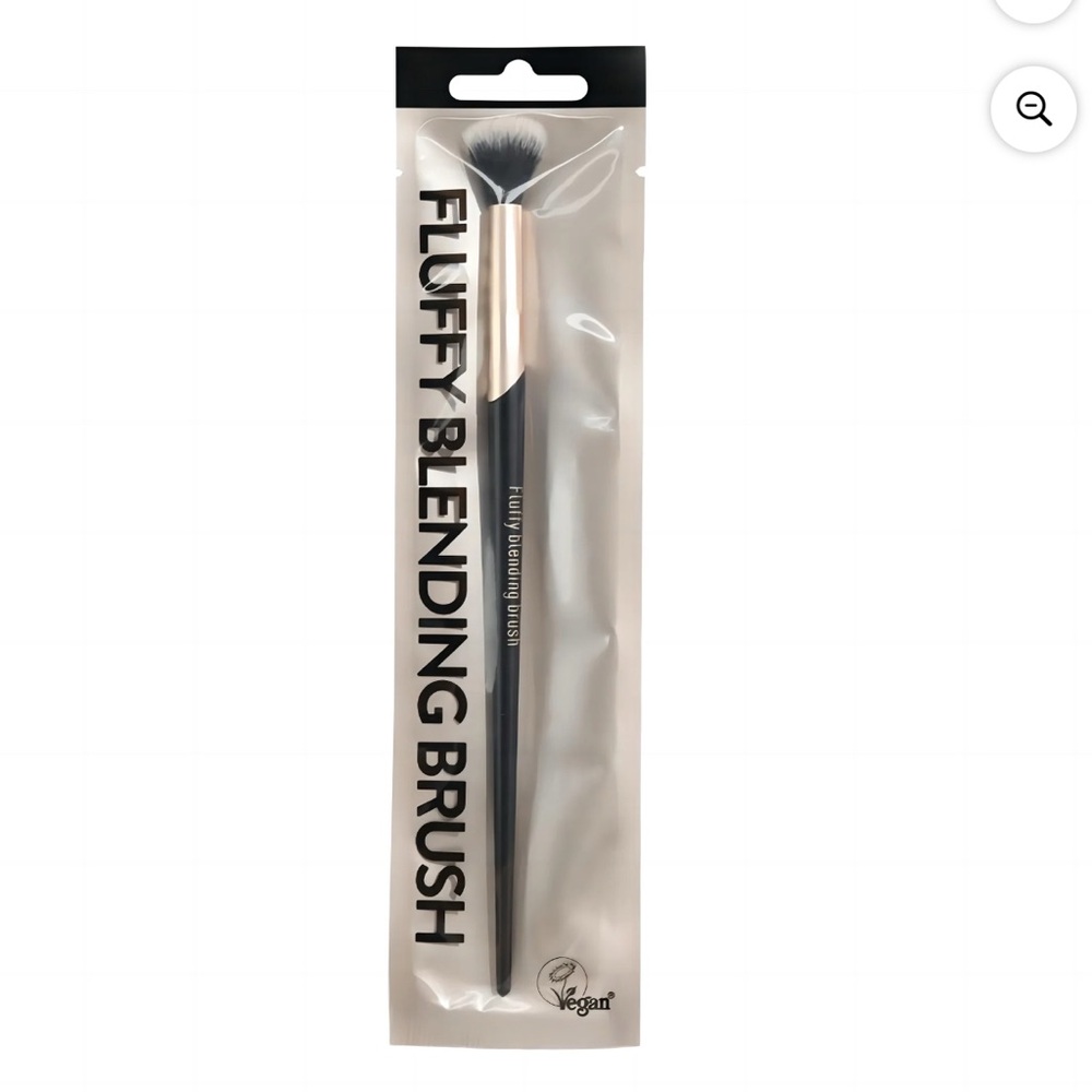 Vegan Fluffy Blending Brush
